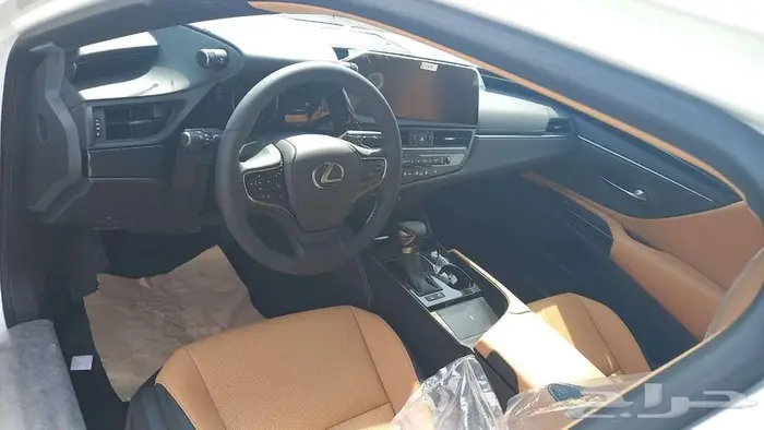 لكزس ES 300 اي اتش ابيض هايبرد 2025 خصم خاص 2