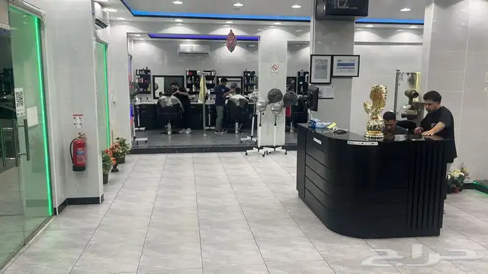 حلاق للتقبيل حي العريجاء مموقع موقع مميز 14