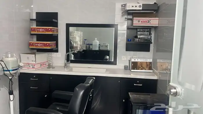 حلاق للتقبيل حي العريجاء مموقع موقع مميز 15