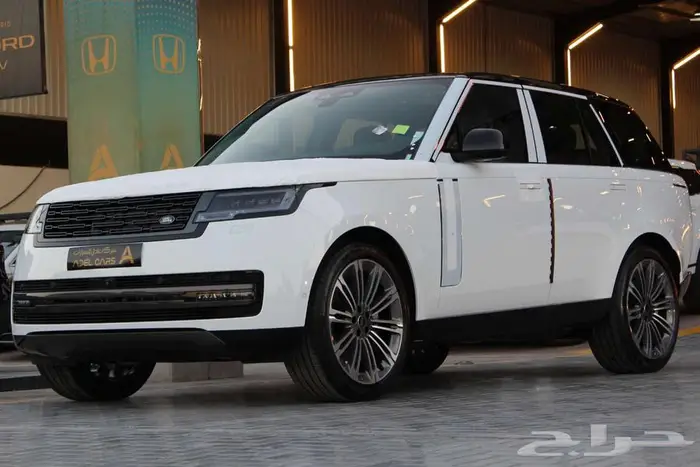 RANGEROVER V6 2025 صيانة مجانية 60.000 كم رنج روفر 1