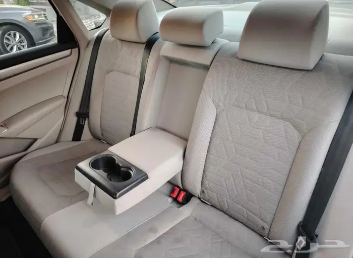 فولكس واجن باسات 2021 بحالة الوكالة 10