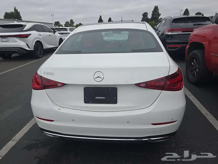 مرسيدس C300 موديل 2025   ممشى 22 الف كيلو فقط للاستيراد 4