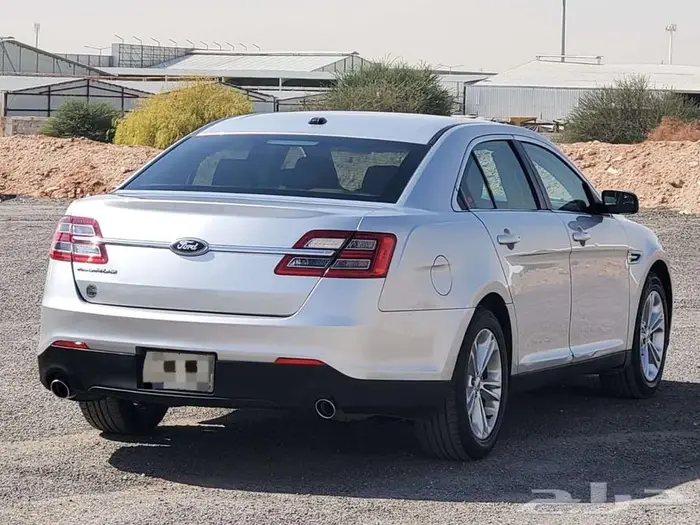 فورد توروس 2013 7