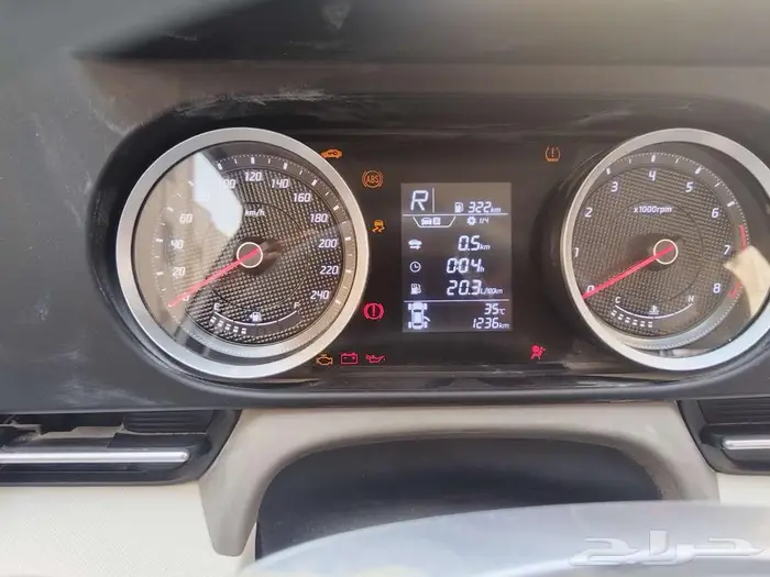 هونداي اكسنت سقف اسود ماشي واحد الف 4