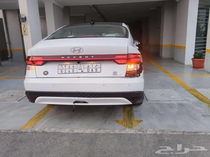 هونداي اكسنت سقف اسود ماشي واحد الف 25