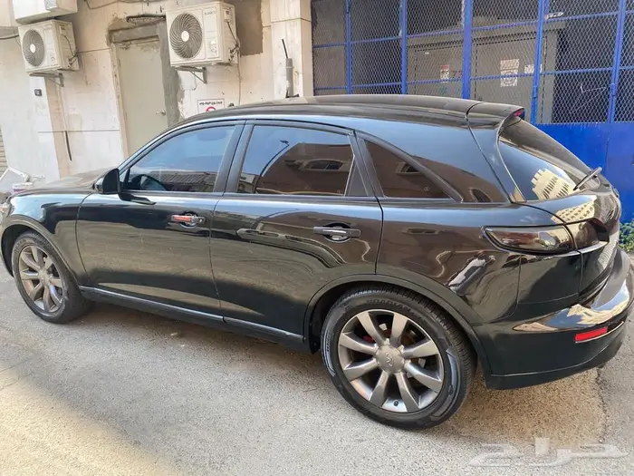 نيسان انفنتي fx 45 للبيع 7