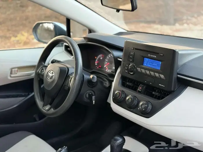 كورولا 2020 العداد 220 اربع سلندر بحاله ممتازه 1