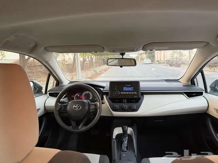 كورولا 2020 العداد 220 اربع سلندر بحاله ممتازه 2