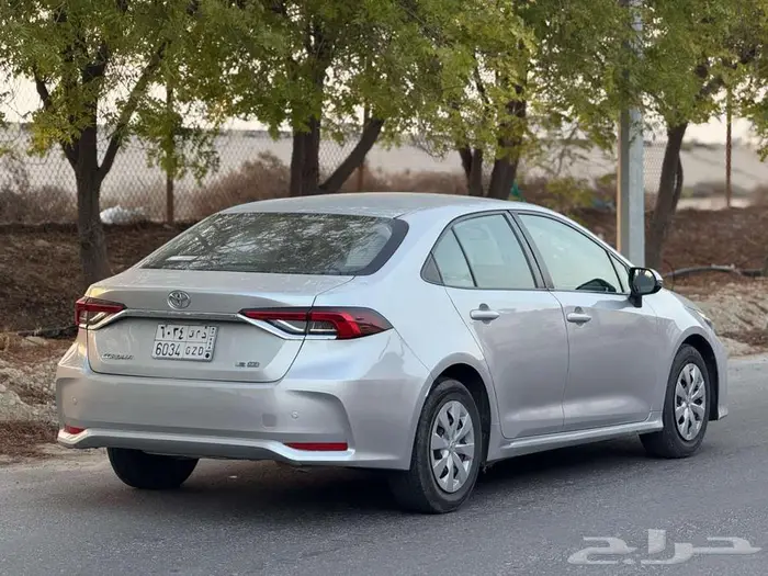 كورولا 2020 العداد 220 اربع سلندر بحاله ممتازه 6