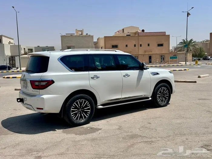 باترول بلاتينيوم 2023 فل كامل بترومين شبه الجديد تماما 2