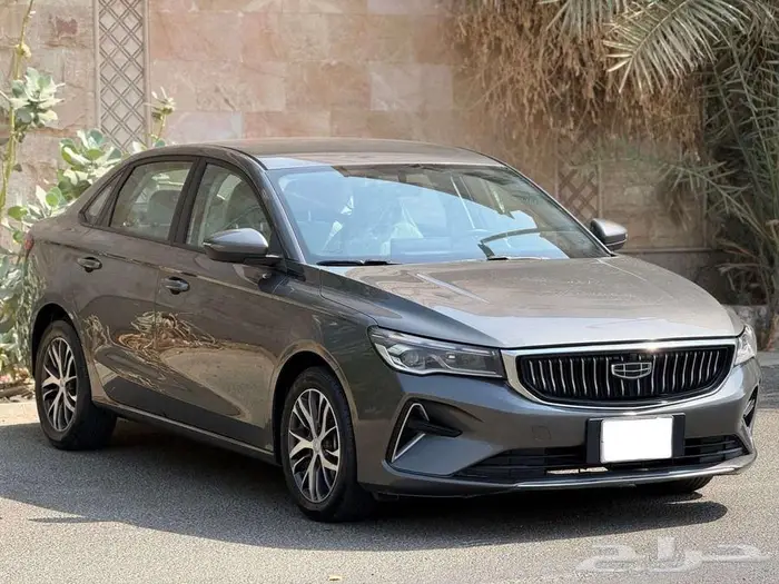 جيلي ام جراند نص فل موديل 2024 ممشي 67 الف كيلو عرض خاص 5