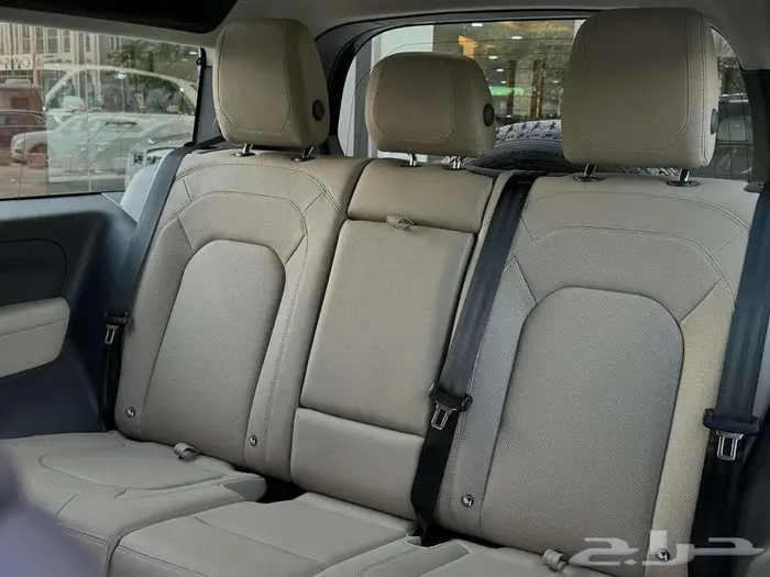 لاند روفر ديفيندر SE 90 - 2024 6