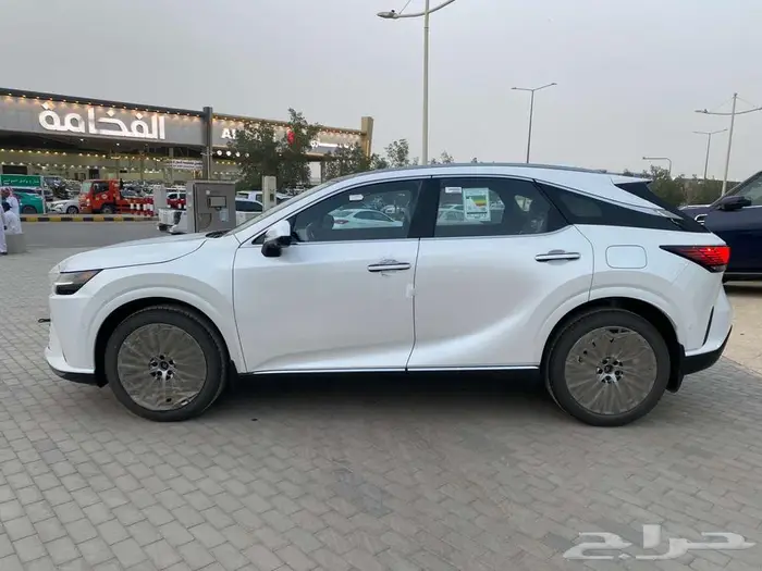 لكزس RX 350 BB 2025بريمي (ابيض ) 4