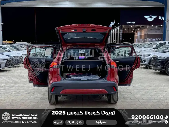 تويوتا كورولا كروس لميتيد فل أحمر هايبرد 2025 خصم خاص 25