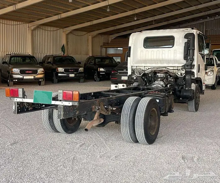 ايسوزو شاص 5 متر تيربو قير عادي 2012 7