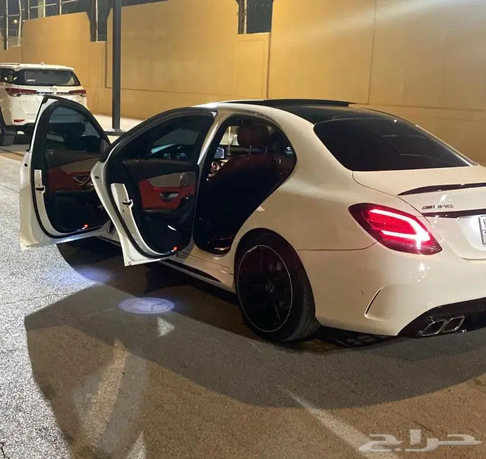 مرسيدس C200 م2019 4