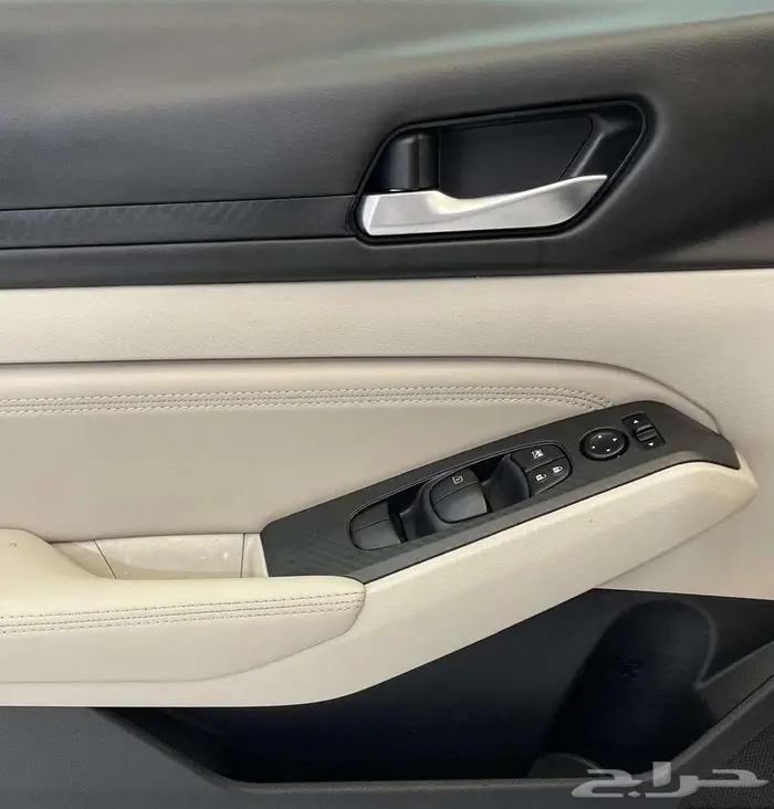 نيسان التيما S 2020 24