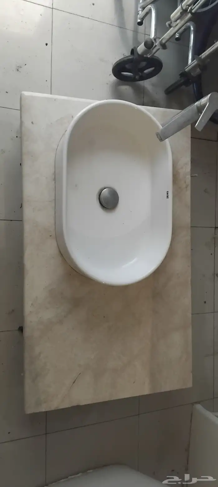 كراسي حمامات ومغسلة للبيع 0