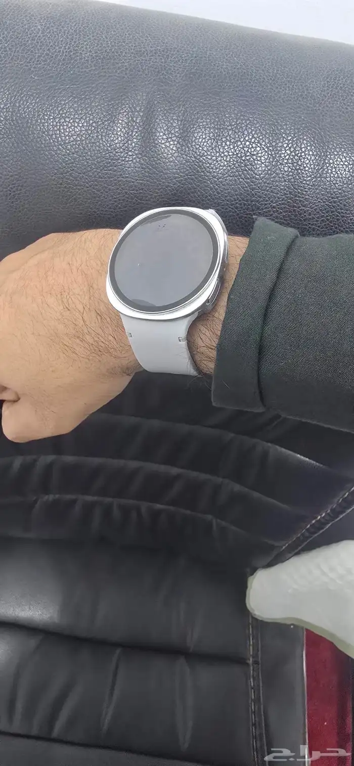 آخر اصدار ساعة جلكسي 8 .. 40m 1