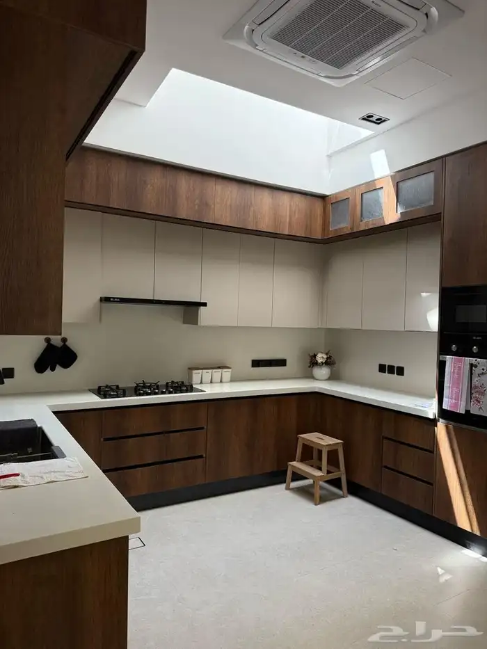 خزائن ومطابخ وغرف نوم خشب 25