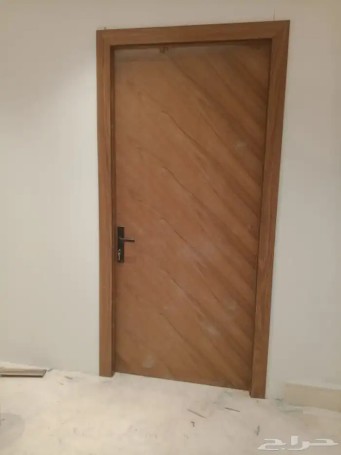 أبواب خشب وديكور قشره جوز سنديان باب سحاب مخفي 2