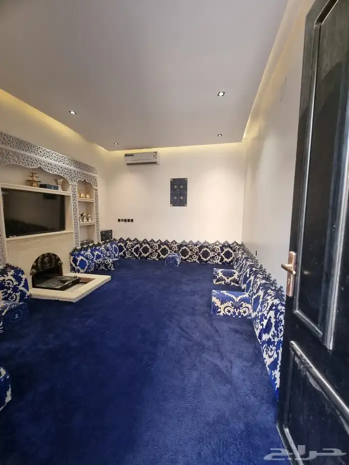 فيلا درج داخلي فقط للبيع حي الرمال مخطط تنال مساحة 340 6