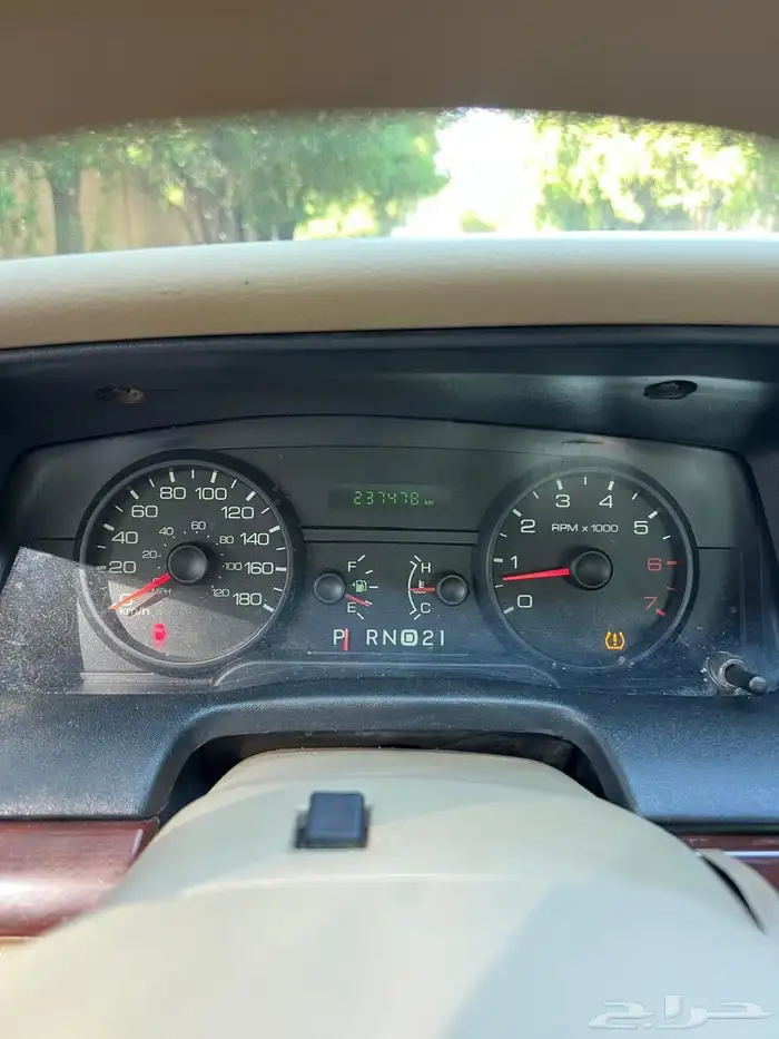 فور - كراون فكتوريا 11