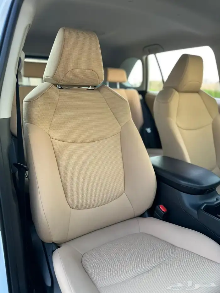 تويوتا راف فور 2023 ستاندر هايبرد دبل 15