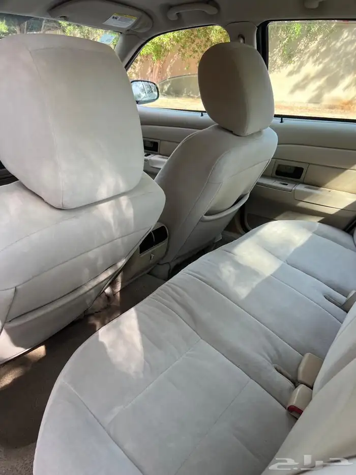 فور - كراون فكتوريا 10