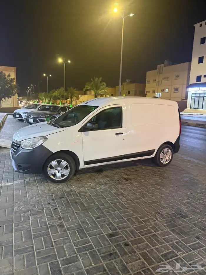 رينو فان موديل 2021 للبيع مكينه و قير شرط 0