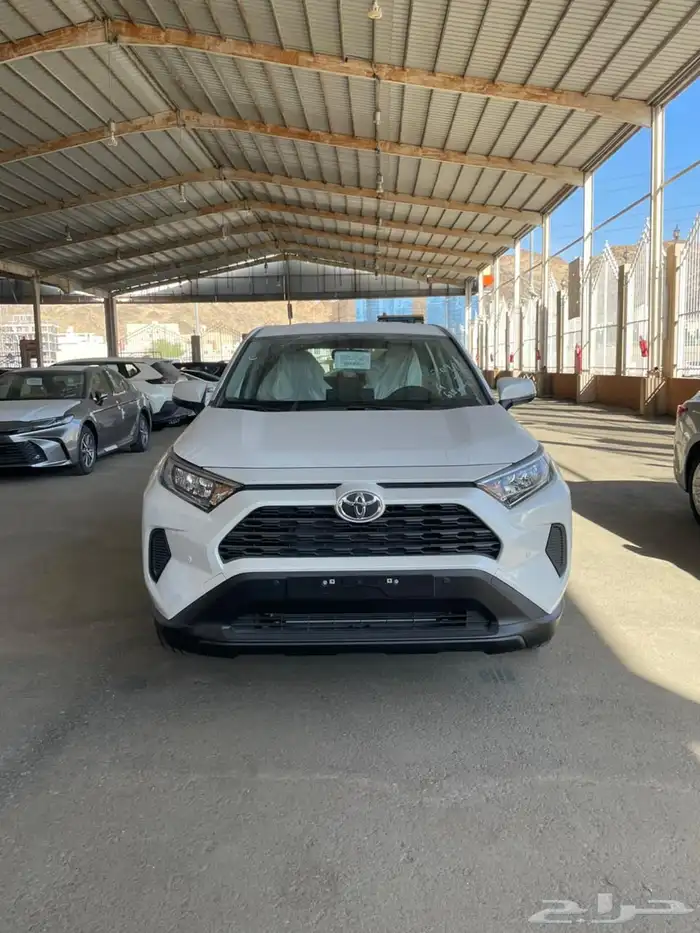 راف فور 2025 استاندر اصفار متوفر اللون الابيض والاسود 9