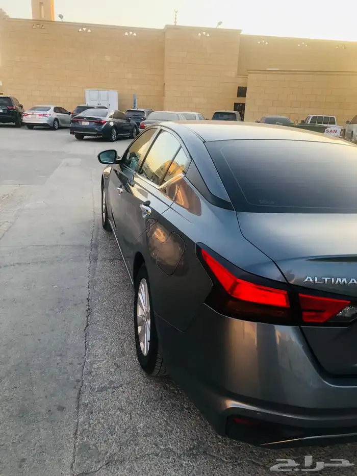 اعرض لكم سيارتي شرط البدي والمحركات نوع التيماء 2021 6