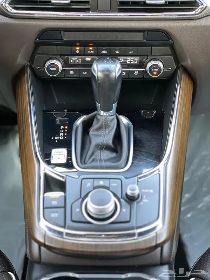 مازدا cx9 سيجنتشر signature 2021 17