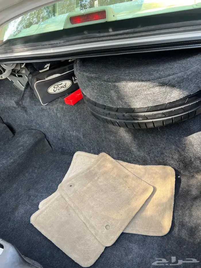 فور - كراون فكتوريا 14