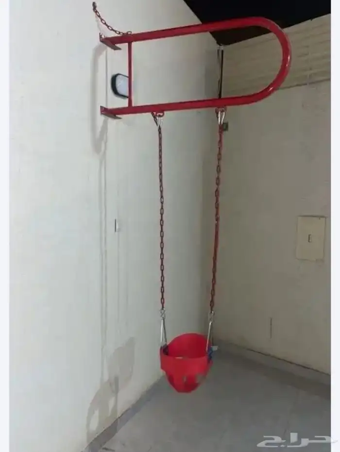 مراجيح جدارية طاولات وكراسي 8