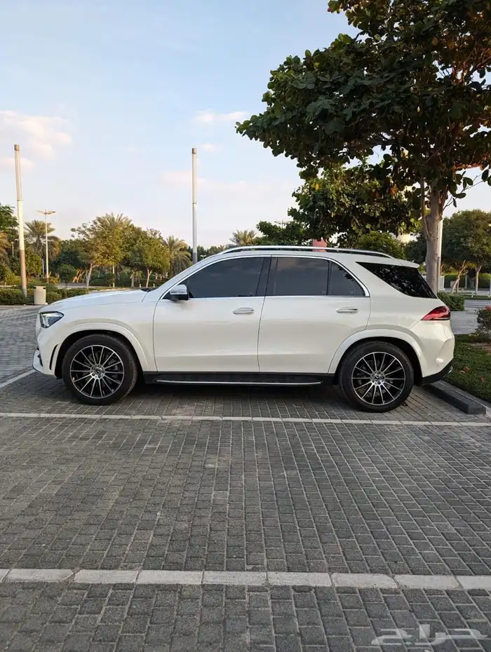 مرسيدس GLS450 خليجي موديل 2022 موجودة بدبي 7