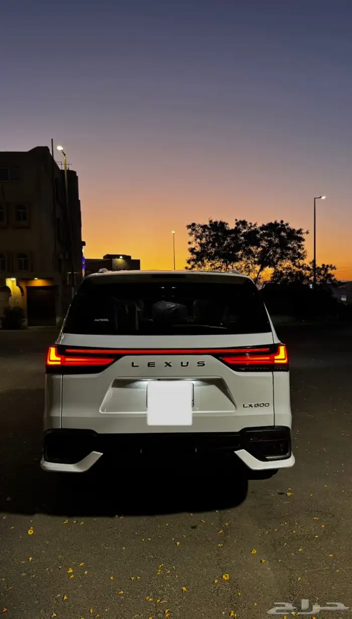 لكزس 2024 اف سبورت 12