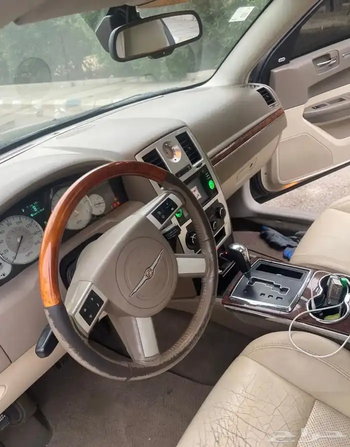 كرايزلرSRT2008 4