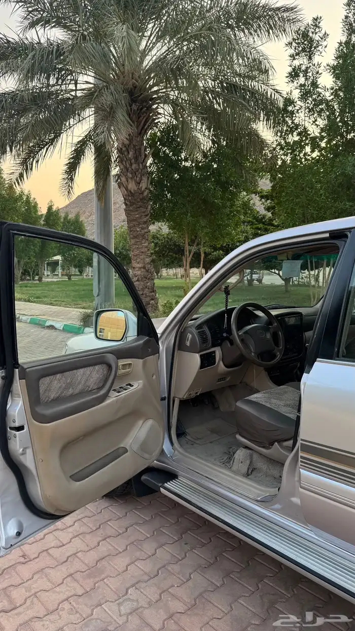 لاندكروزر 2002 5