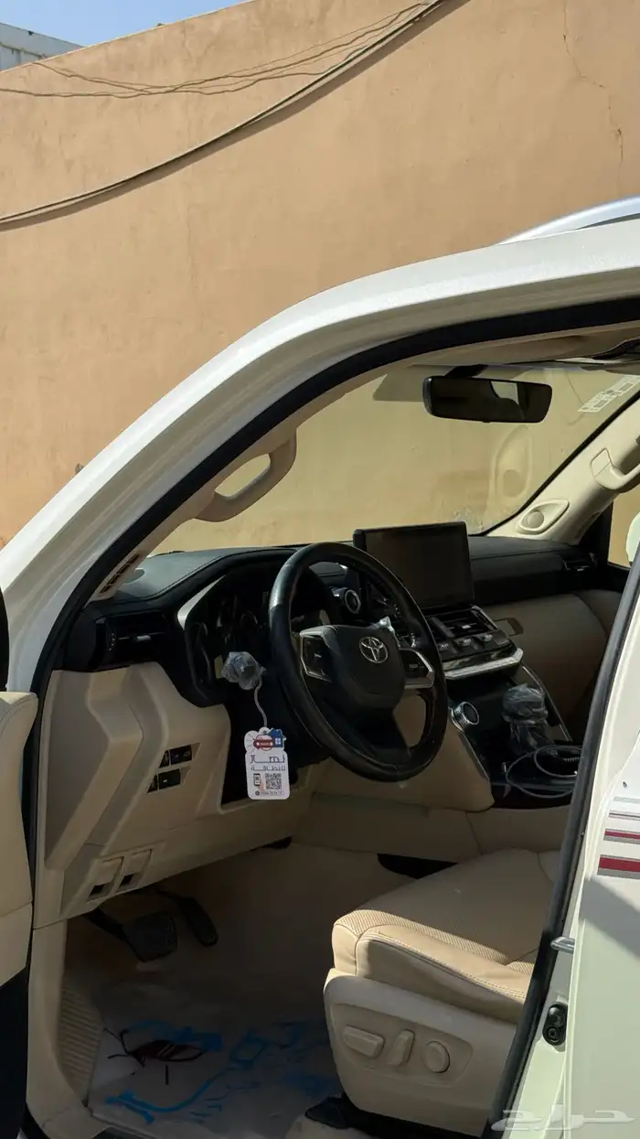 GXR2022 لاندكروز فل كامل وارد وليد 9