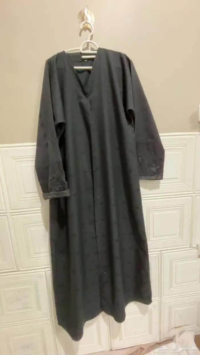 عبايتن للبيع 1