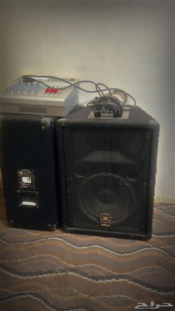 سماعات يماها مع جهاز مكسر 0