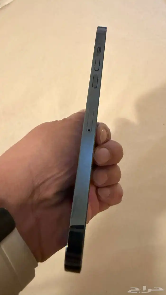 ايفون 12 بروماكس 128 غيغا اللون كحلي مستعمل 3