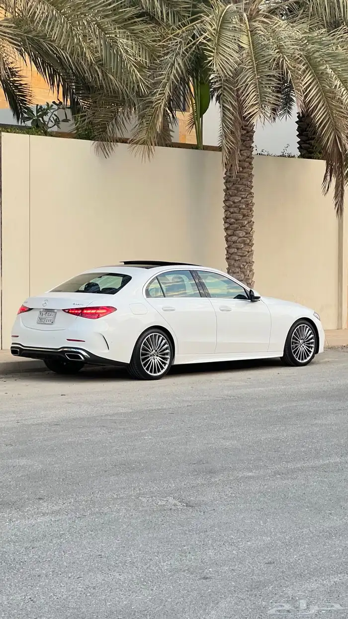 مرسيدس C300 2023 جديد ممشى 6 الاف فقط 20