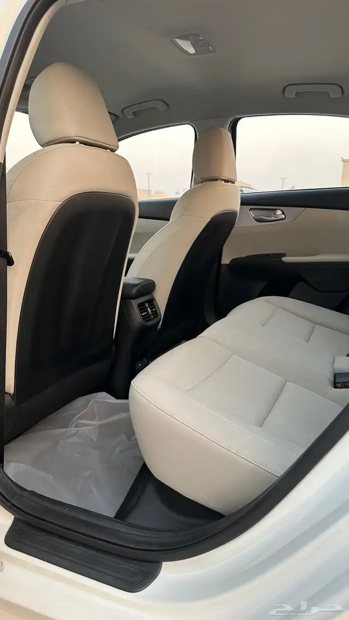 للبيع كيا سيراتو مديل 2023 وكااالة 19