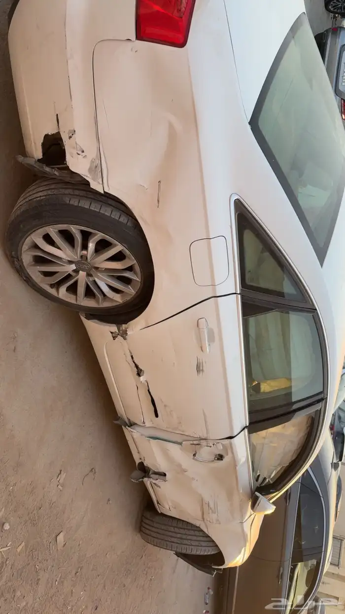 اودي موديل 2014 ضربات على البيبان البيع تشليح فقط 2