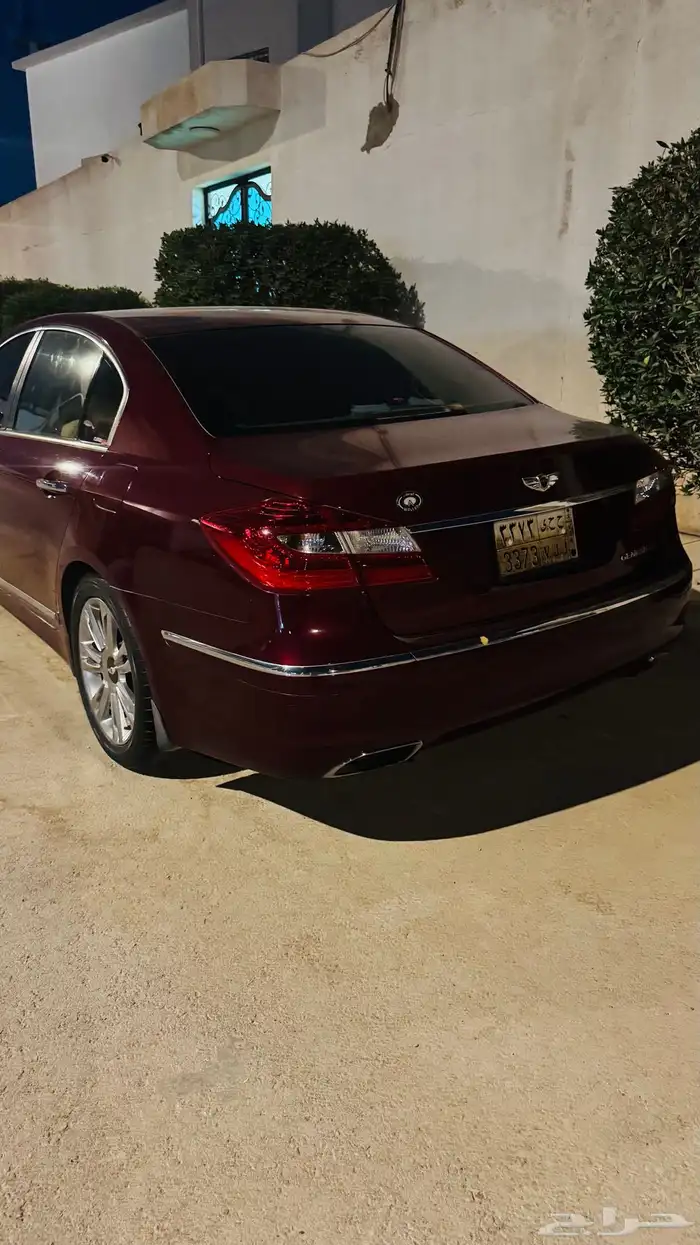 هيونداي جنسس 2013 للبيع 2