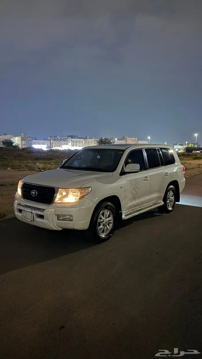 جيب جكسار 2009 قير عادي للبيع 2