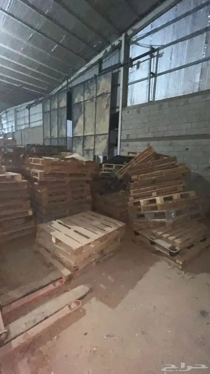 للبيع طبالي خشب وبلاستيك 5