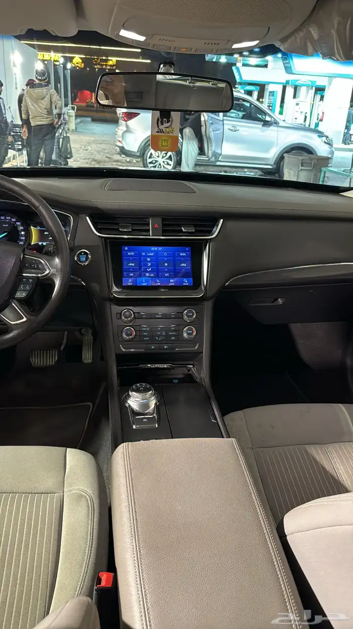 فورد تورس مالك اول 12